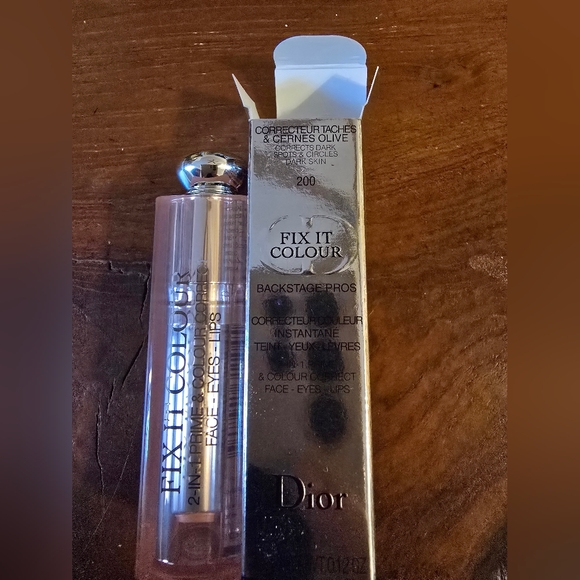 NIB Dior Fix It Colour 2-in-1 Prime & Conceal Face #200 Apricot 0.12oz - Picture 7 of 7